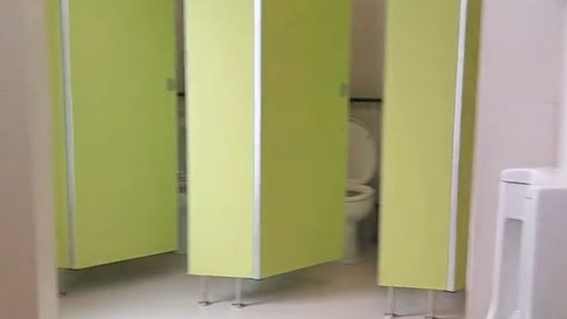 阳台光伏承重：揭秘阳台护栏装光伏的安全与可行性